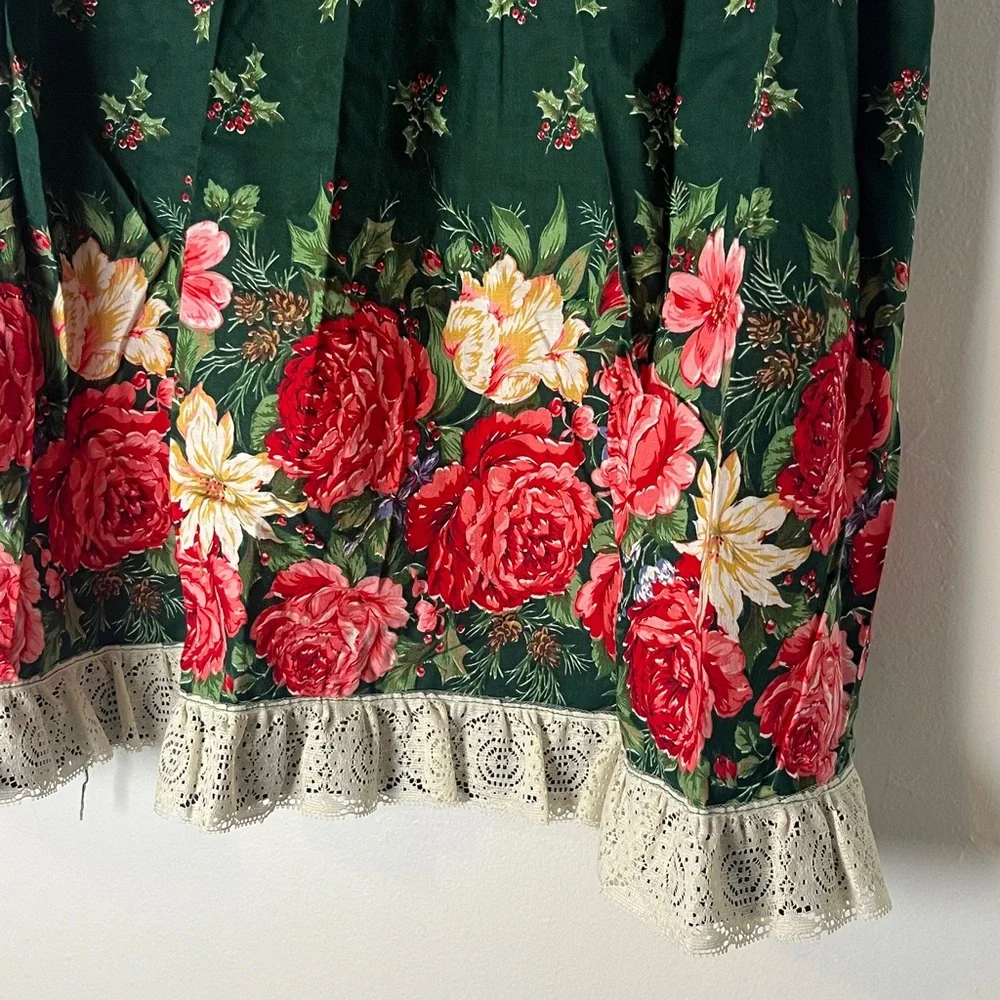 Holiday Holly 100% Cotton Vintage 1990s Floral Design Lace‎ Hem Tie Waist Apron
